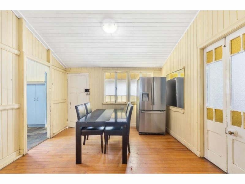 175 Lakes Creek Road, Berserker QLD 4701